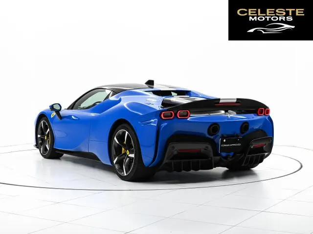 FERRARI SF90 Stradale 2021 — photo 3 sur 8