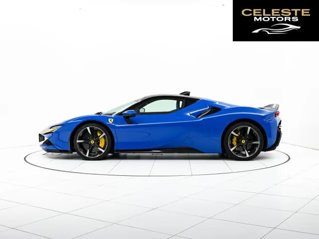 FERRARI SF90 Stradale 2021 — photo 4 sur 8