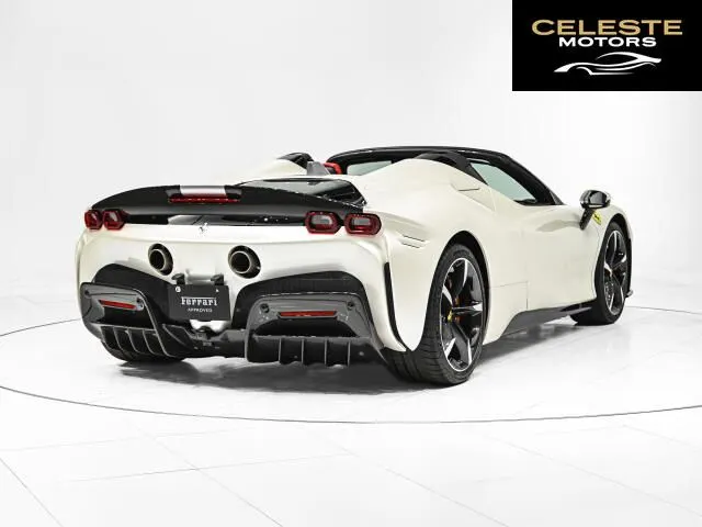FERRARI SF90 Spider 2024 — photo 5 sur 8