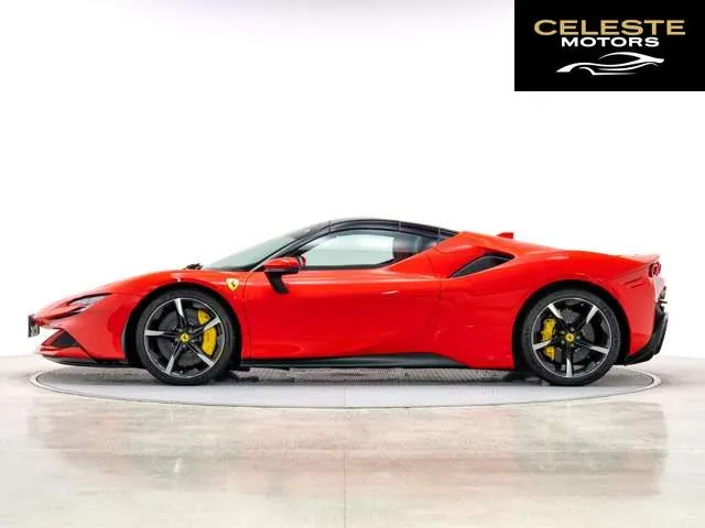 FERRARI SF90 Spider 2023 — photo 2 sur 8