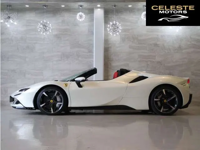 FERRARI SF90 Spider 2025 — photo 3 sur 8