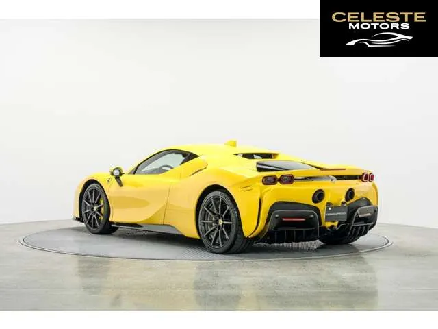 FERRARI SF90 Stradale 2021 — photo 5 sur 8