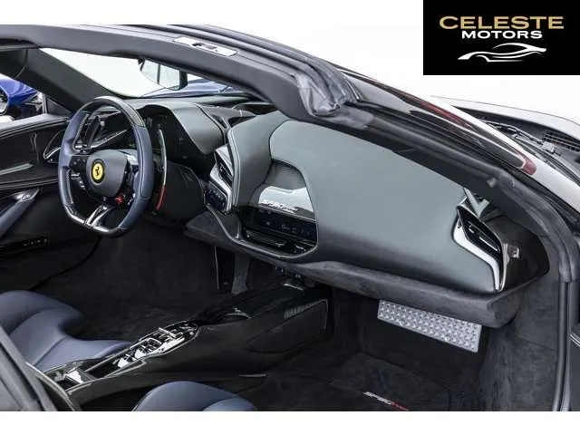 FERRARI SF90 Spider 2023 — photo 6 sur 8