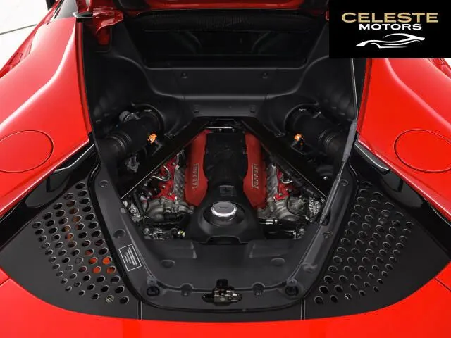 FERRARI SF90 Stradale 2022 — photo 5 sur 8