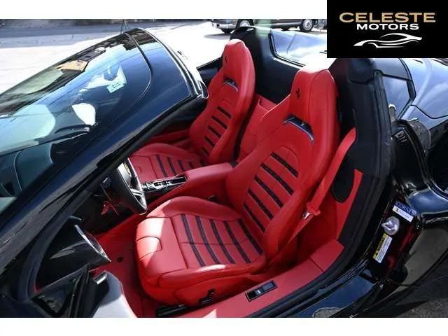 FERRARI SF90 Spider 2022 — photo 7 sur 8