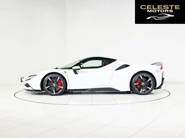 FERRARI SF90 Spider 2023 — photo 5 sur 8
