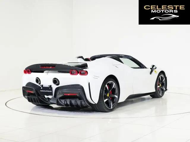 FERRARI SF90 Spider 2023 — photo 6 sur 8