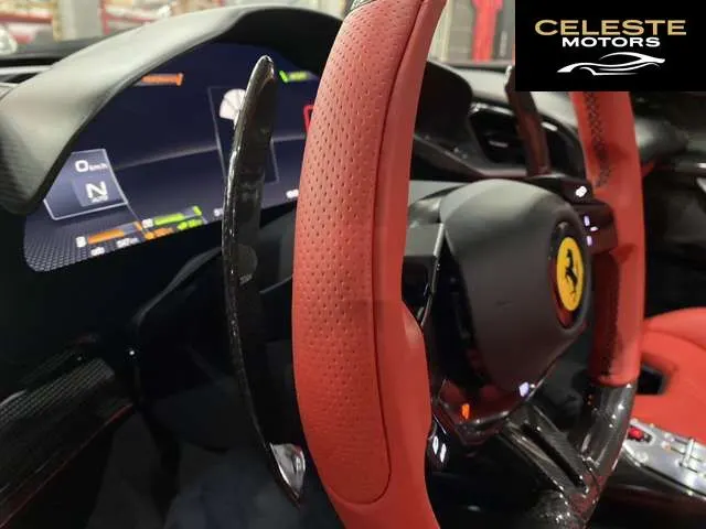 FERRARI SF90 Spider 2023 — photo 7 sur 8