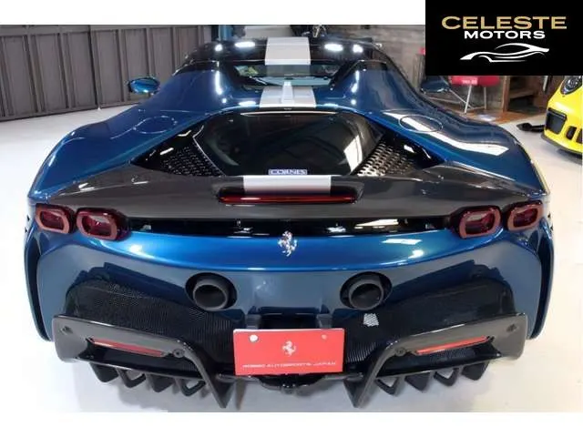 FERRARI SF90 Spider 2024 — photo 2 sur 8