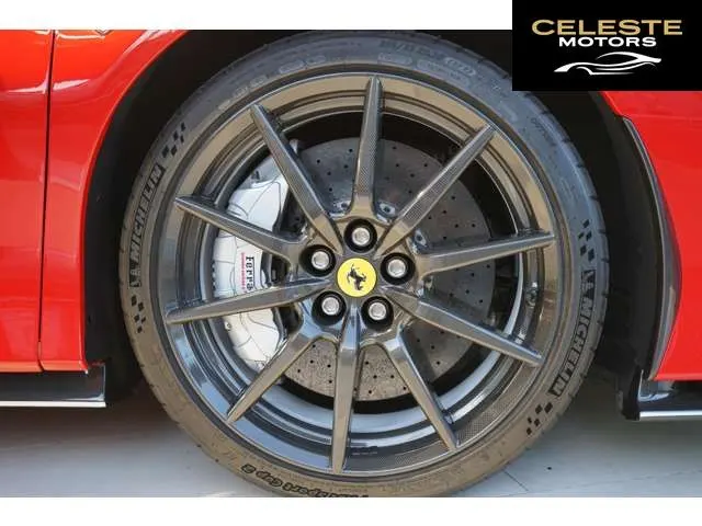 FERRARI SF90 Stradale 2023 — photo 1 sur 8