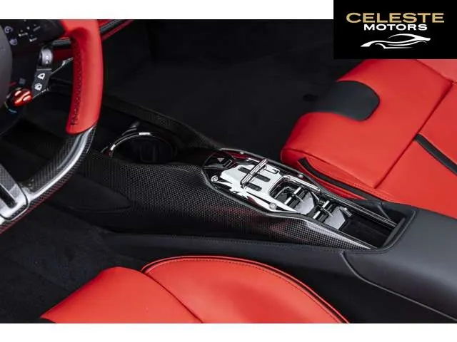 FERRARI SF90 Spider 2025 — photo 3 sur 8