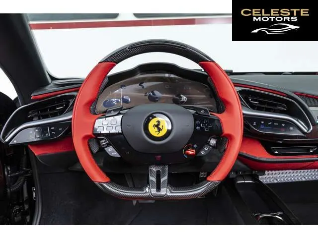 FERRARI SF90 Spider 2025 — photo 4 sur 8