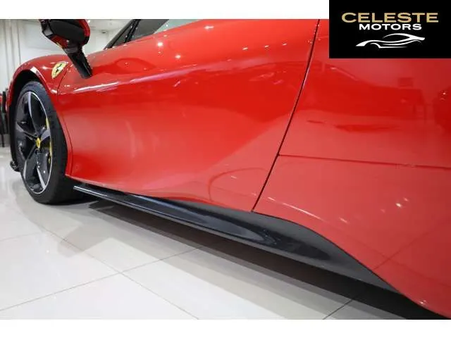 FERRARI SF90 Stradale 2022 — photo 4 sur 8
