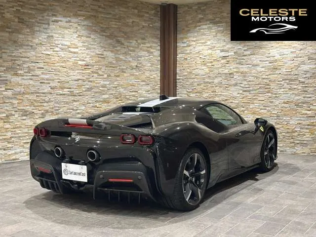 FERRARI SF90 Stradale 2021 — photo 3 sur 8