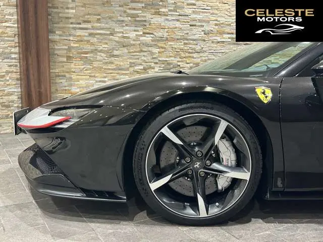 FERRARI SF90 Stradale 2021 — photo 7 sur 8