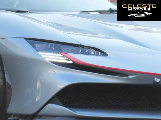 FERRARI SF90 Spider 2025 — photo 8 sur 8
