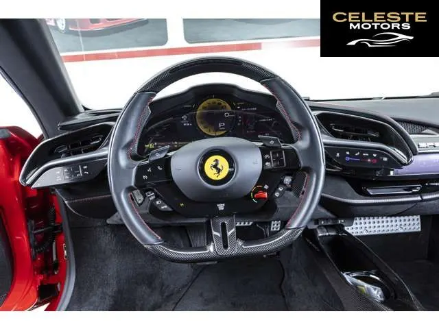 FERRARI SF90 Stradale 2021 — photo 2 sur 8