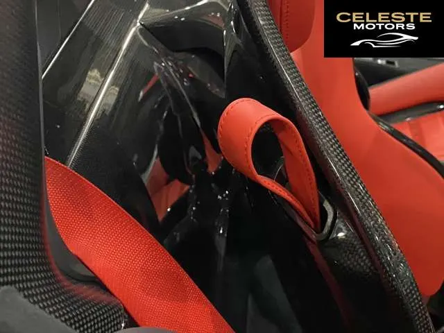 FERRARI SF90 Spider 2023 — photo 8 sur 8