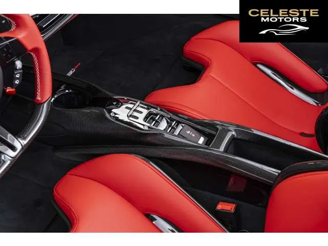 FERRARI SF90 Spider 2023 — photo 4 sur 8