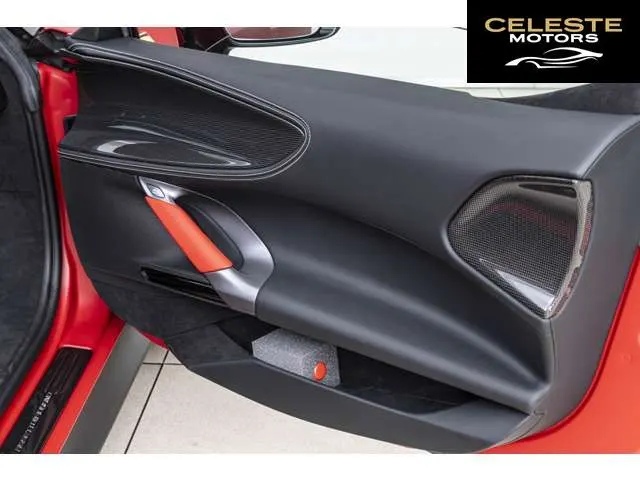 FERRARI SF90 Spider 2023 — photo 7 sur 8