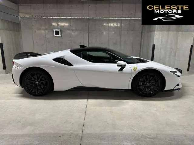 FERRARI SF90 Stradale 2021 — photo 2 sur 8