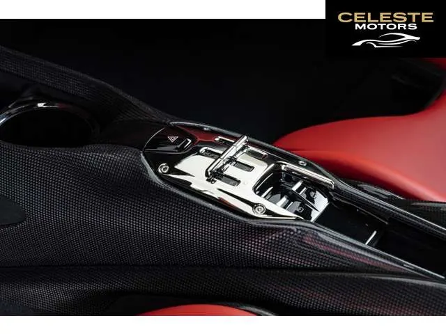FERRARI SF90 Stradale 2023 — photo 3 sur 8
