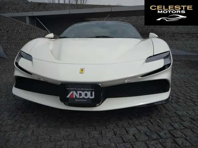 FERRARI SF90 Stradale 2022 — photo 2 sur 8