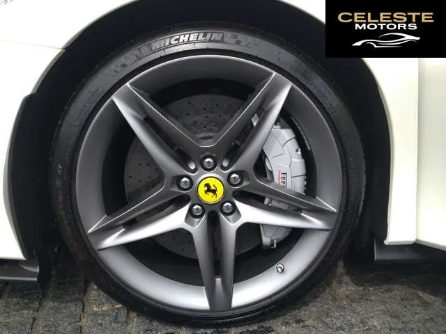 FERRARI SF90 Stradale 2022 — photo 7 sur 8