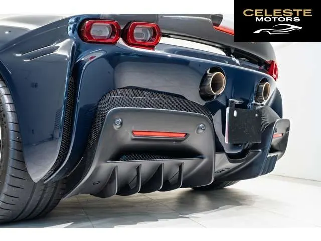 FERRARI SF90 Stradale 2021 — photo 3 sur 8