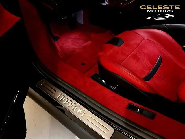 FERRARI SF90 Stradale 2021 — photo 2 sur 8