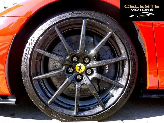FERRARI SF90 Stradale 2021 — photo 2 sur 7