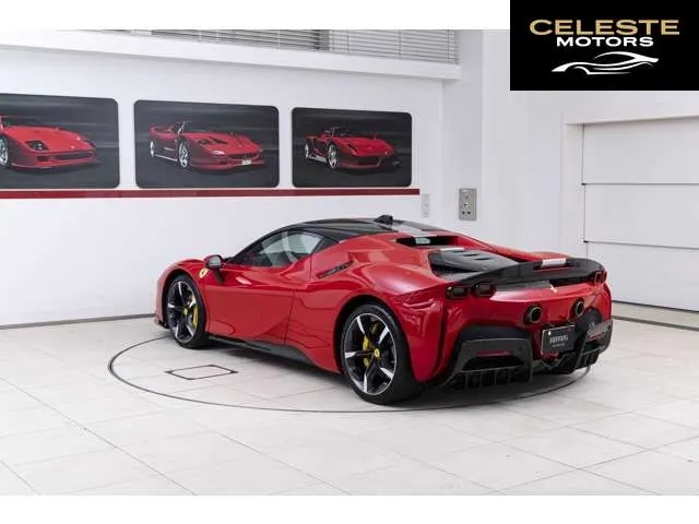 FERRARI SF90 Stradale 2022 — photo 3 sur 8