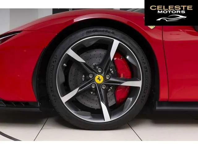 FERRARI SF90 Stradale 2021 — photo 6 sur 8