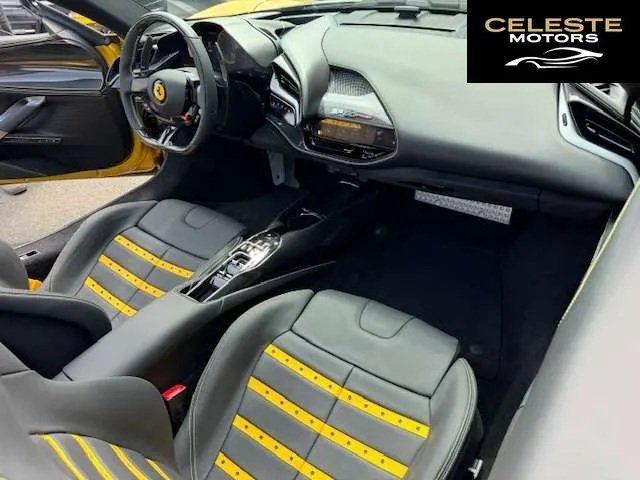 FERRARI SF90 Spider 2024 — photo 4 sur 8