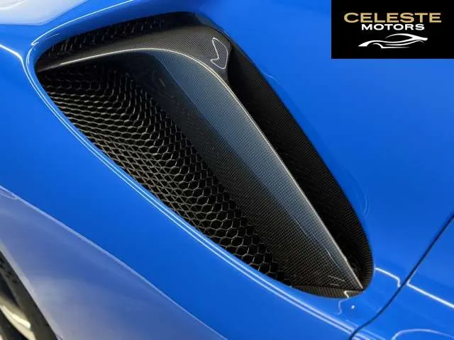 FERRARI SF90 Stradale 2021 — photo 6 sur 8