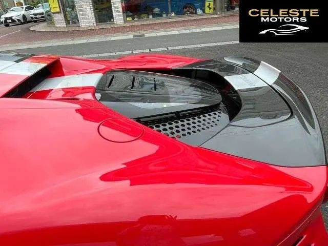 FERRARI SF90 Stradale 2022 — photo 3 sur 8