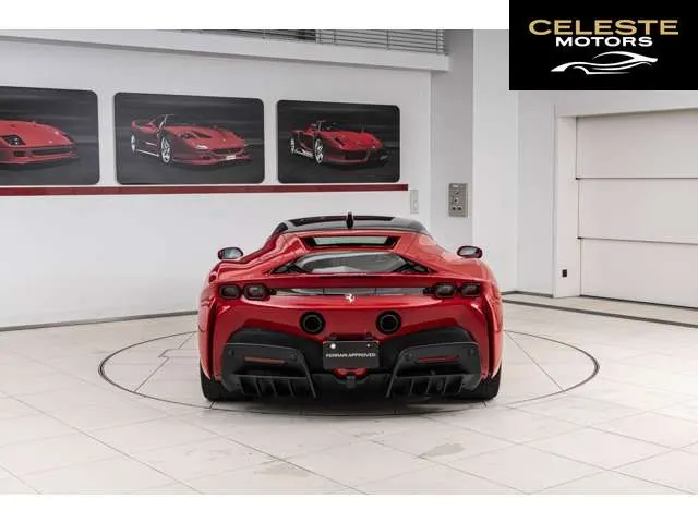 FERRARI SF90 Stradale 2023 — photo 3 sur 8
