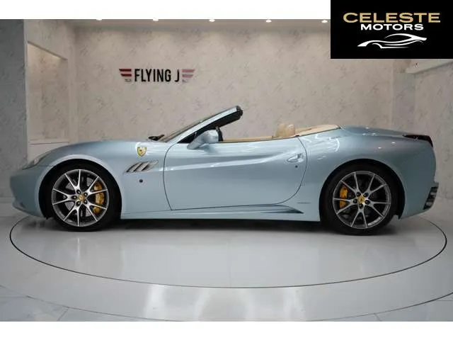 FERRARI California 30 2013 — photo 2 sur 8