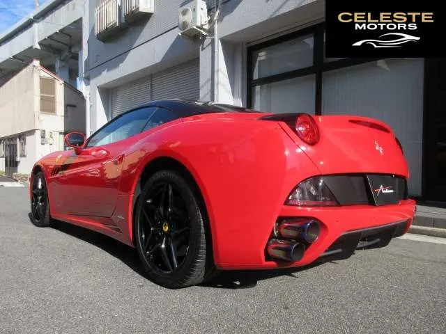 FERRARI California 30 2012 — photo 2 sur 8