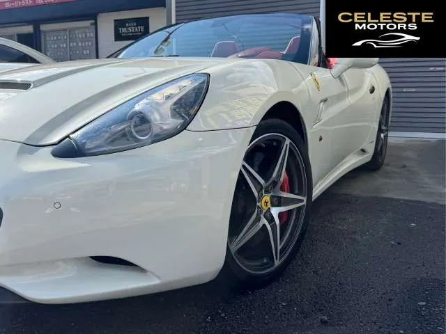 FERRARI California 30 2013 — photo 6 sur 8