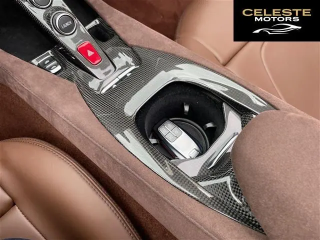 FERRARI Portofino M 2023 — photo 4 sur 8