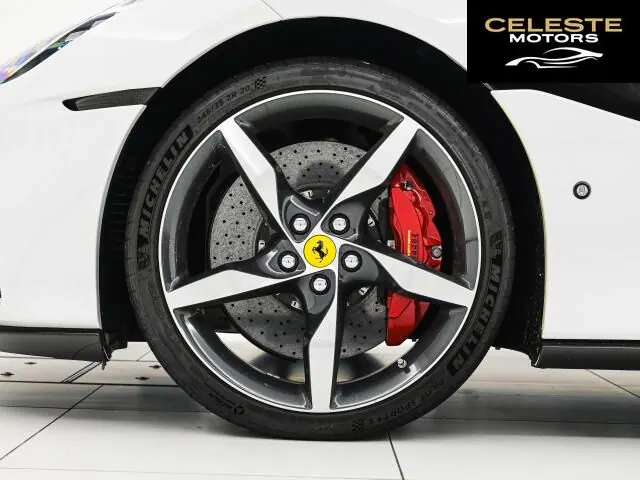 FERRARI Portofino M 2021 — photo 5 sur 8