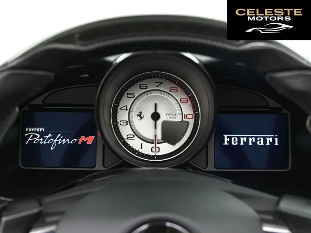 FERRARI Portofino M 2021 — photo 8 sur 8