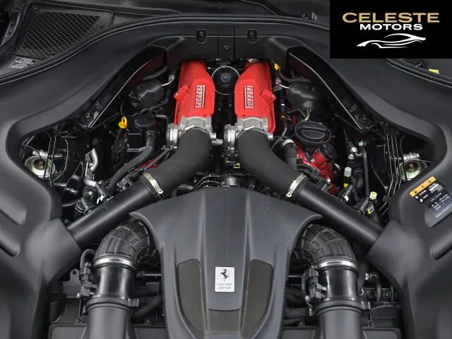 FERRARI Portofino M 2023 — photo 6 sur 8