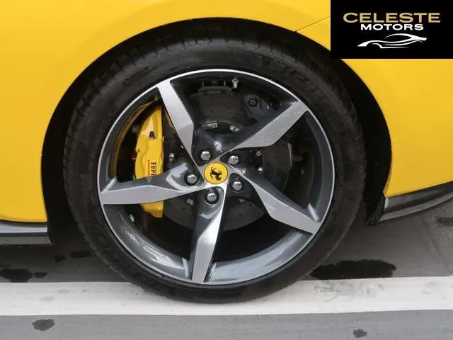 FERRARI Portofino M 2023 — photo 6 sur 8