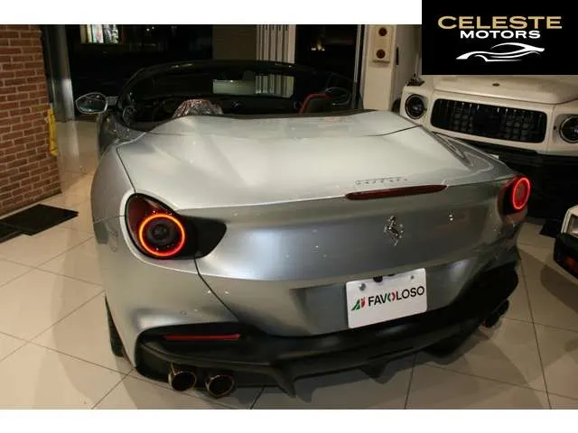 FERRARI Portofino M 2021 — photo 7 sur 8