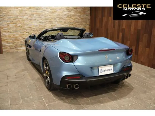 FERRARI Portofino M 2022 — photo 8 sur 8