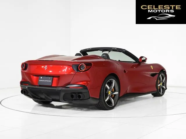 FERRARI Portofino M 2023 — photo 6 sur 8