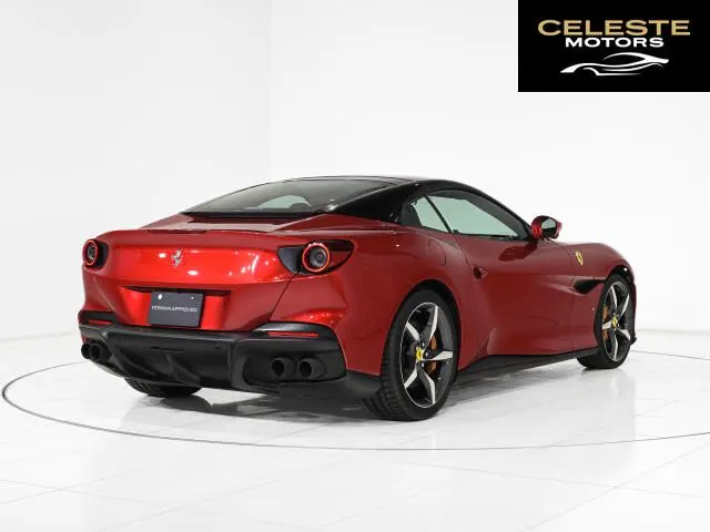 FERRARI Portofino M 2023 — photo 7 sur 8