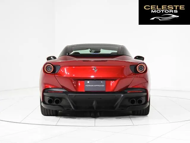 FERRARI Portofino M 2023 — photo 8 sur 8